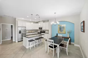 11554 SW Lake Park Dr, Port Saint Lucie, FL 34987 - Photo 11