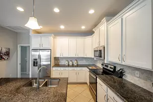 11554 SW Lake Park Dr, Port Saint Lucie, FL 34987 - Photo 13