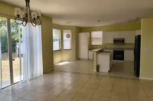 1575 Briar Oak Dr, Royal Palm Beach, FL 33411 - Photo 3