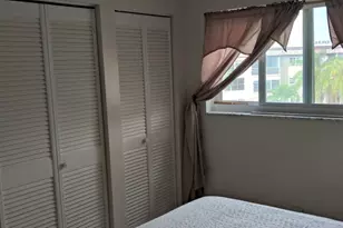 715 Lori Dr, Palm Springs, FL 33461 - Photo 13