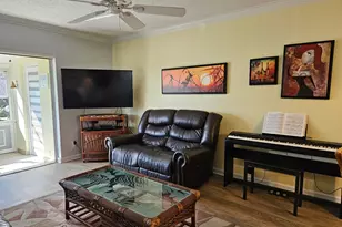 2677 Dudley Dr W, West Palm Beach, FL 33415 - Photo 15