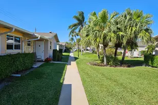 2677 Dudley Dr W, West Palm Beach, FL 33415 - Photo 3