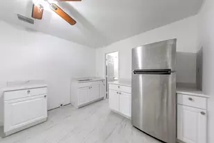 404 N 38th St, Fort Pierce, FL 34947 - Photo 11