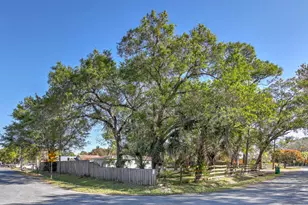 404 N 38th St, Fort Pierce, FL 34947 - Photo 5