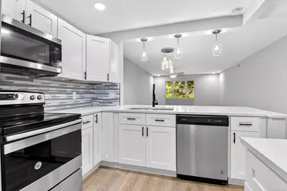 2515 NE 2nd Court #204, Boynton Beach, FL 33435 - Photo 13