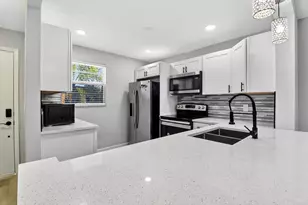 2515 NE 2nd Ct, Boynton Beach, FL 33435 - Photo 11