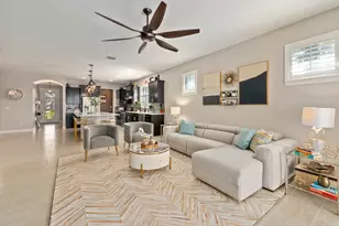 255 SE Courances Dr, Port Saint Lucie, FL 34984 - Photo 17