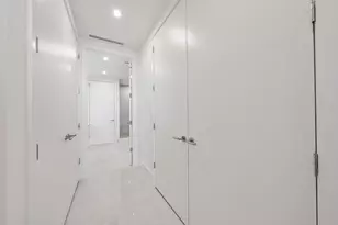 220 Lake Shore Dr, Lake Park, FL 33403 - Photo 9