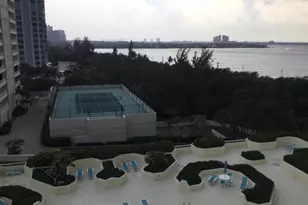 5280 N Ocean Dr, Singer Island, FL 33404 - Photo 43