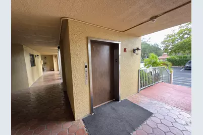 700 Uno Lago Drive #305, Juno Beach, FL 33408 - Photo 3