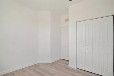 852 SE Grovebush Lane, Port Saint Lucie, FL 34984 - Photo 3