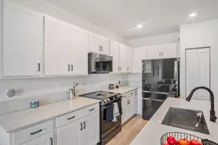 852 SE grovebush Ln, Port Saint Lucie, FL 34984 - Photo 17