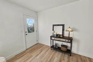 433 SE Seahouse Dr, Port Saint Lucie, FL 34983 - Photo 5