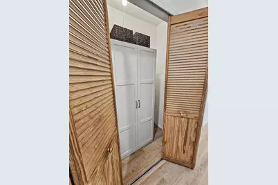 433 SE Seahouse Drive, Port Saint Lucie, FL 34983 - Photo 15