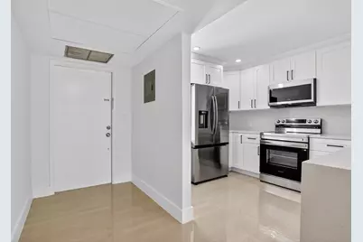 2651 S Palm Aire Drive S #305, Pompano Beach, FL 33069 - Photo 13