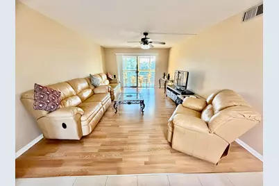 2305 Lucaya Lane #D4, Coconut Creek, FL 33066 - Photo 5