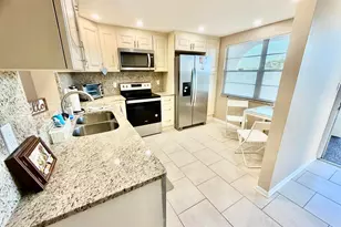 2305 Lucaya Ln, Coconut Creek, FL 33066 - Photo 3