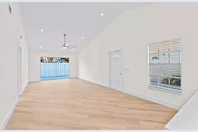 1662 Royal Forest Court, West Palm Beach, FL 33406 - Photo 9