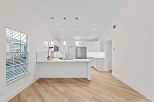 1662 Royal Forest Ct, West Palm Beach, FL 33406 - Photo 13