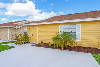 1658 Royal Forest Court Court, West Palm Beach, FL 33406 - Photo 3