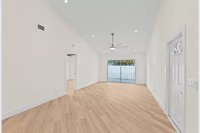 1658 Royal Forest Court Court, West Palm Beach, FL 33406 - Photo 7