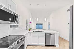 1658 Royal Forest Ct Ct, West Palm Beach, FL 33406 - Photo 9