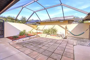 6285 N Mirror Lake Dr, Sebastian, FL 32958 - Photo 11