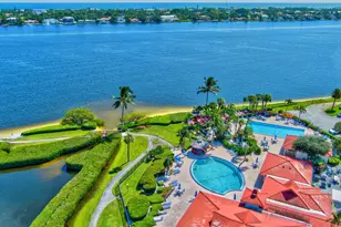 104 Half Moon Cir, Hypoluxo, FL 33462 - Photo 3