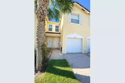 6333 Landings Way #6333, Tamarac, FL 33321 - Photo 5