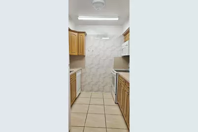 12003 Poinciana Boulevard #204, Royal Palm Beach, FL 33411 - Photo 5