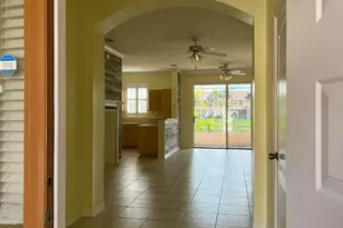 274 River Bluff Ln, Royal Palm Beach, FL 33411 - Photo 3