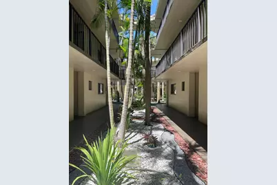 5130 Las Verdes Circle #102, Delray Beach, FL 33484 - Photo 29