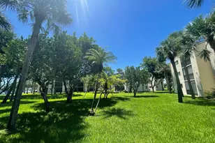 5130 Las Verdes Cir, Delray Beach, FL 33484 - Photo 11