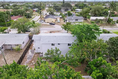 1451 SW 5th Avenue, Deerfield Beach, FL 33441 - Photo 31