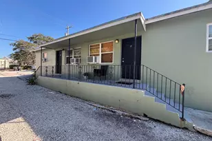 812 10th St, West Palm Beach, FL 33401 - Photo 1