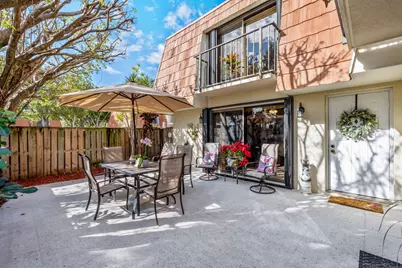 749 Buttonwood Lane, Boynton Beach, FL 33436 - Photo 21