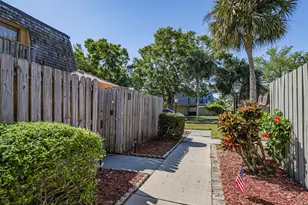 510 N Tropic Ln, Vero Beach, FL 32960 - Photo 3