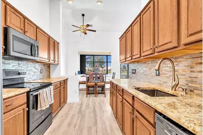 8099 Cassia Drive, Boynton Beach, FL 33472 - Photo 17