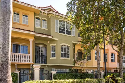 11860 Valencia Gardens Avenue, Palm Beach Gardens, FL 33410 - Photo 1