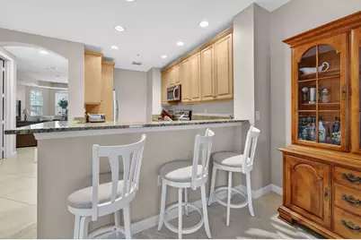 11860 Valencia Gardens Avenue, Palm Beach Gardens, FL 33410 - Photo 13