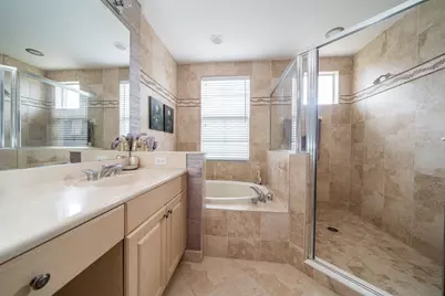 11860 Valencia Gardens Avenue, Palm Beach Gardens, FL 33410 - Photo 19