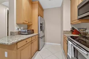 11860 Valencia Gardens Ave, Palm Beach Gardens, FL 33410 - Photo 9