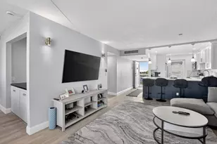 5700 NW 2nd Ave, Boca Raton, FL 33487 - Photo 9