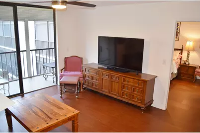 5370 Las Verdes Circle #221, Delray Beach, FL 33484 - Photo 9