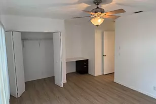 4290 Woodstock Dr, West Palm Beach, FL 33409 - Photo 9