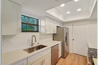 11863 Wimbledon Circle #508, Wellington, FL 33414 - Photo 3