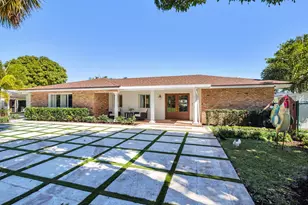 7400 W Lake Dr, West Palm Beach, FL 33406 - Photo 3