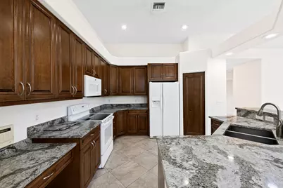 2730 Tecumseh Drive, West Palm Beach, FL 33409 - Photo 25