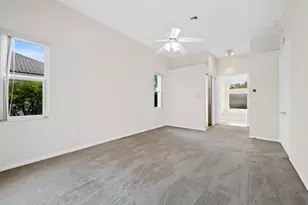 2730 Tecumseh Dr, West Palm Beach, FL 33409 - Photo 15