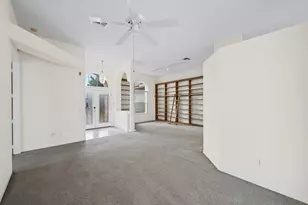 2730 Tecumseh Dr, West Palm Beach, FL 33409 - Photo 13